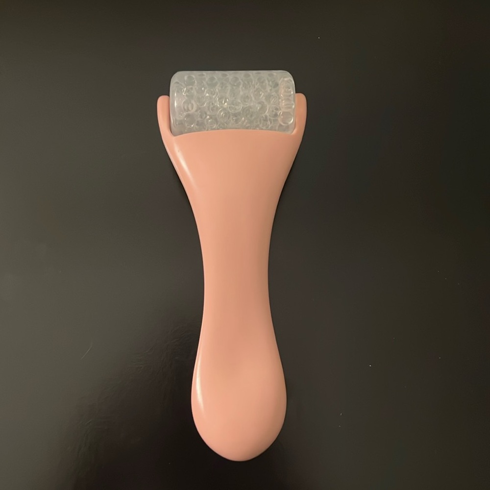 Face Ice Roller